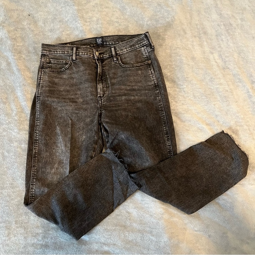 Gap straight jeans 31R